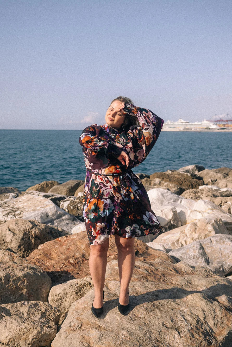 Puff Dress - Maroon Anemone