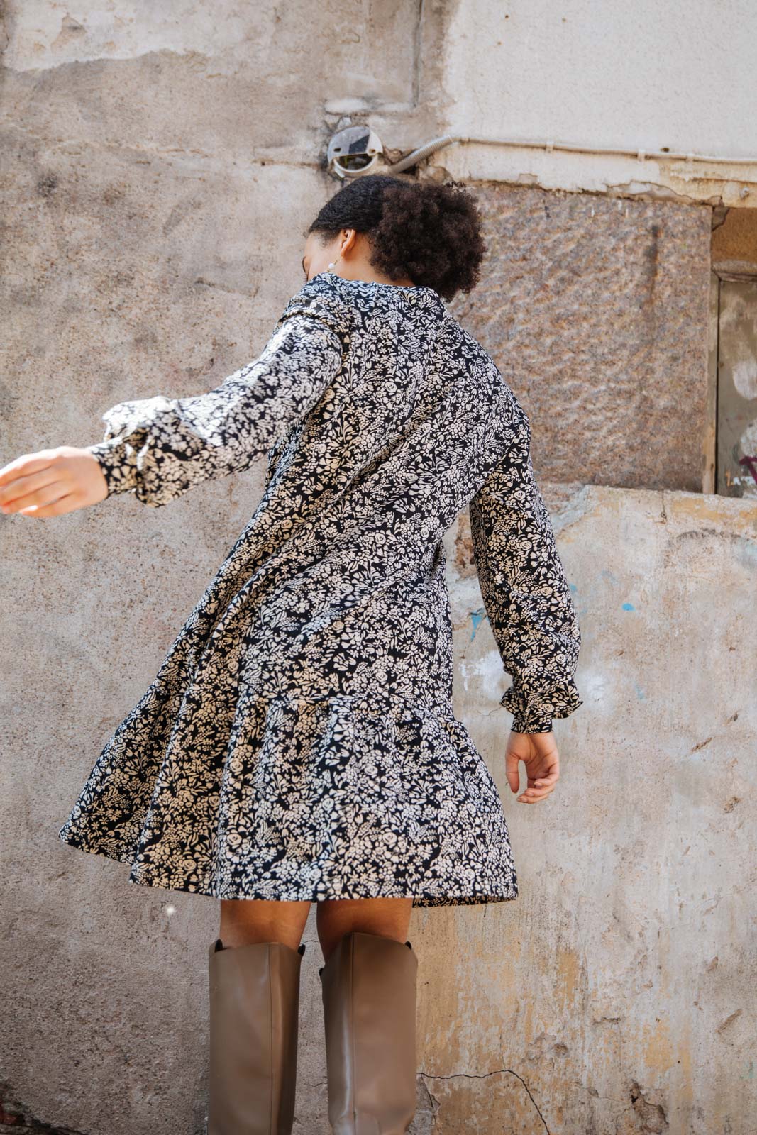 Ruffle Sweatshirt Dress - Night Meadow