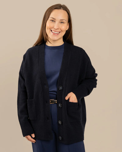 Kaste Neuletakki - Tummansininen