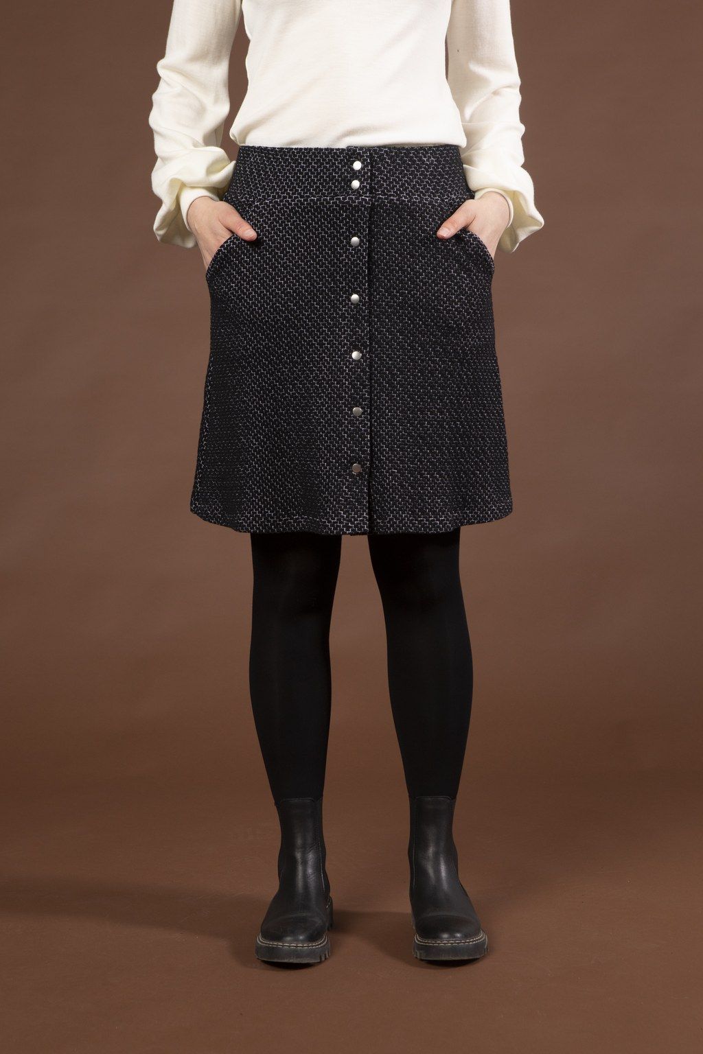 Nepparihame - Koria Musta-valkoinen