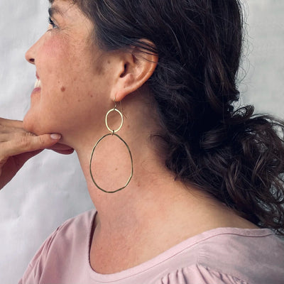 Kuplivat korvakorut - Messinki L