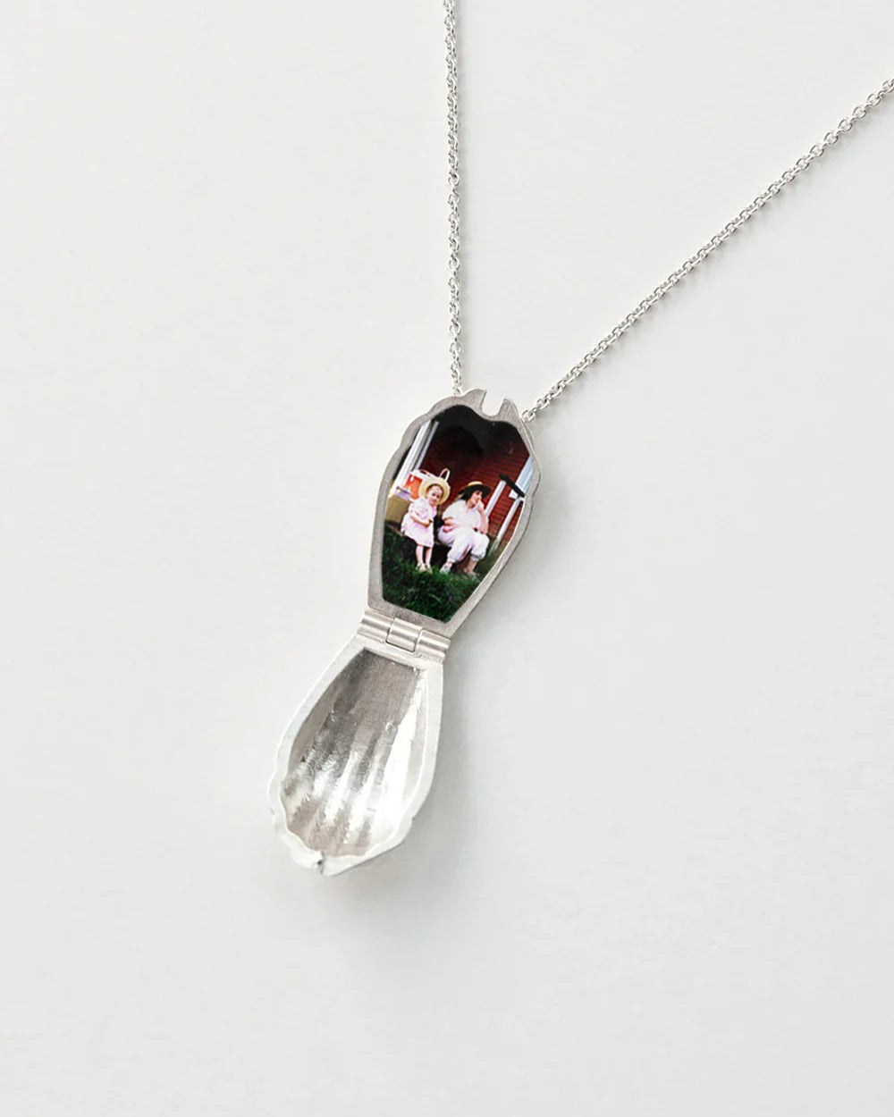 Madeleine Locket - Silver