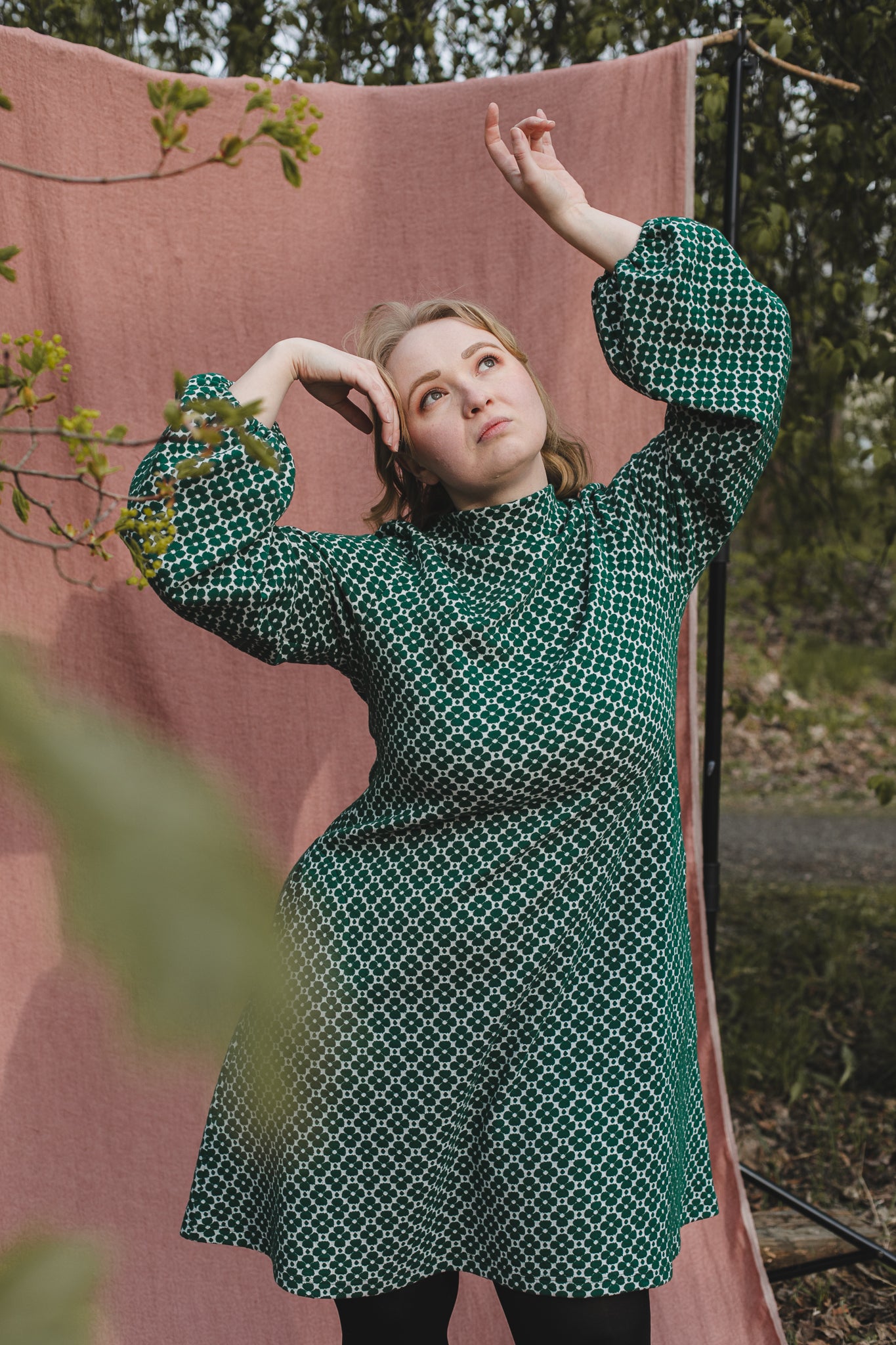 Myy Puuvillamekko - Apila Vihreä-valkoinen