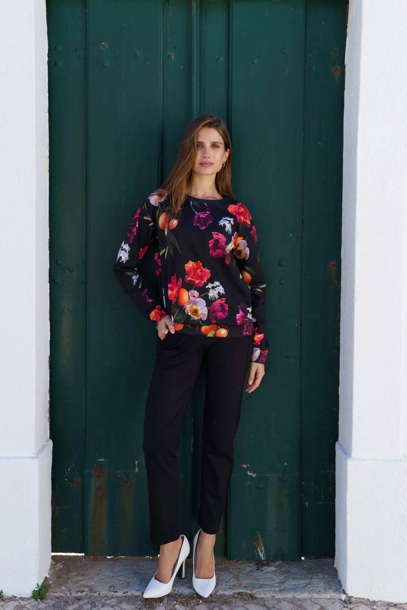 Casual Chic Shirt - Sangria Garden