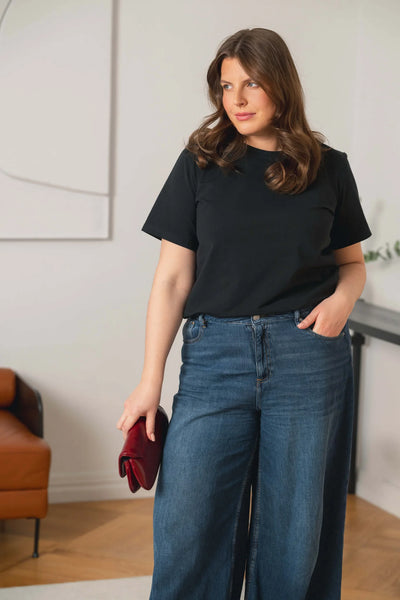 Emilia T-Shirt - Black