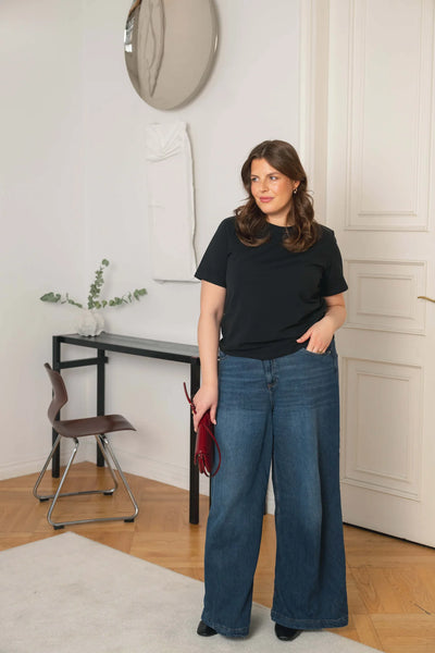 Emilia T-Shirt - Black