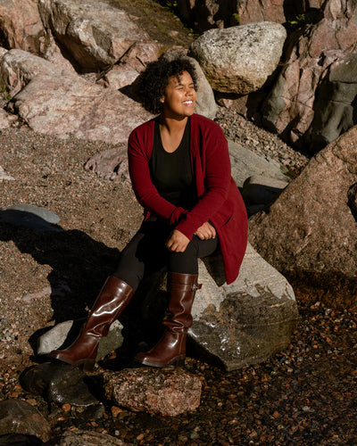 Tyyni Neuletakki - Burgundy