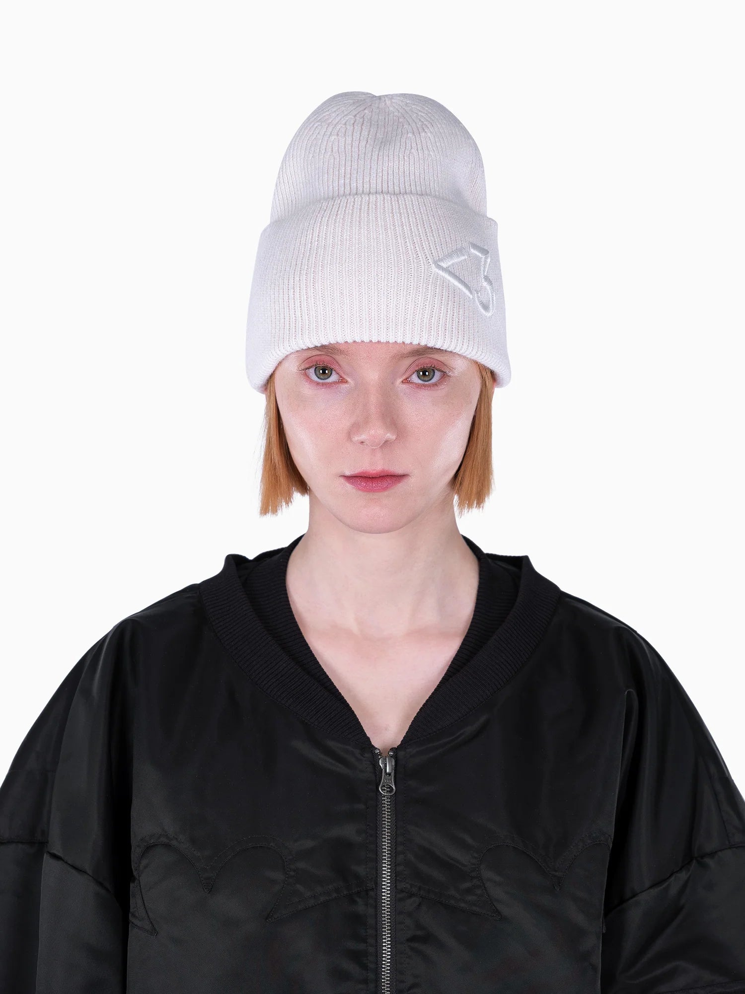 <3 Beanie White