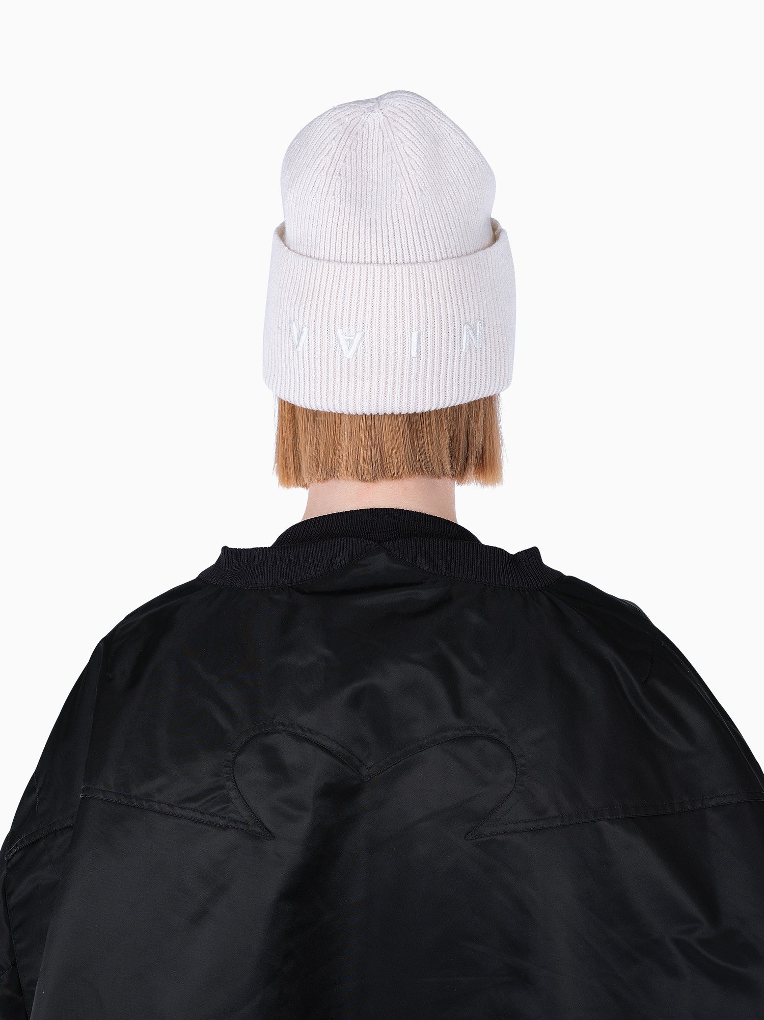 <3 Beanie White