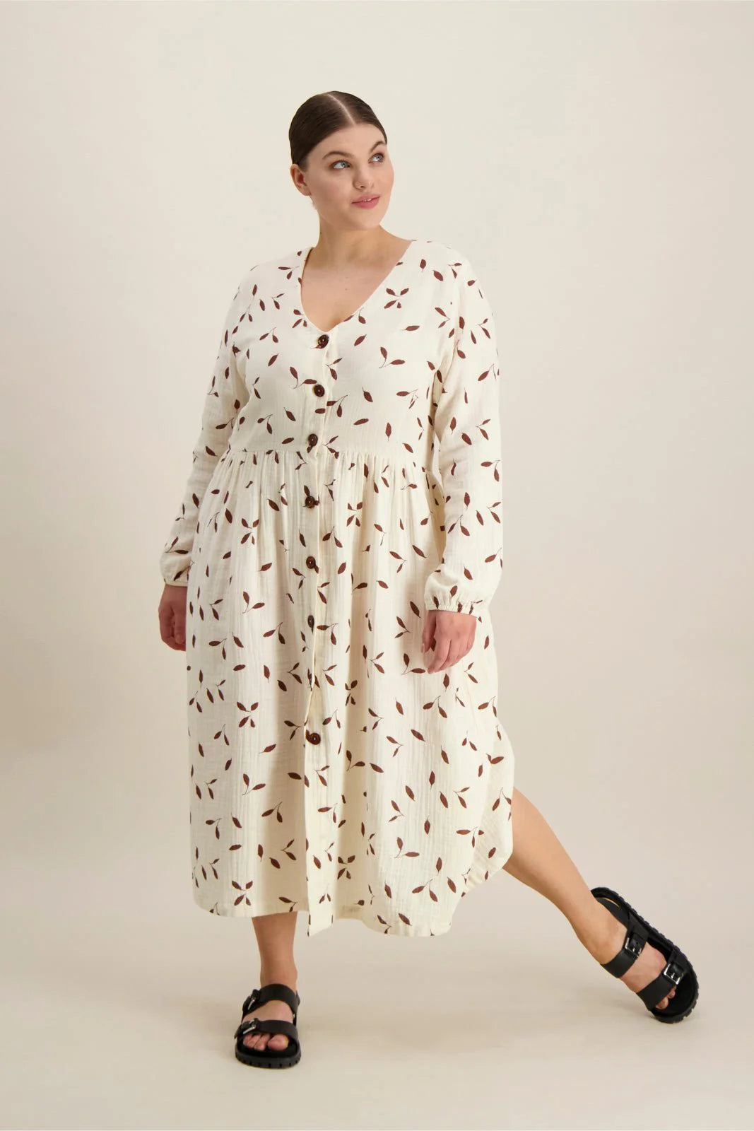 Wind Button Dress - Sand