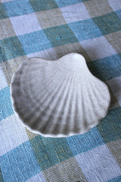 Ceramic Shell Bowl - Beige Medium