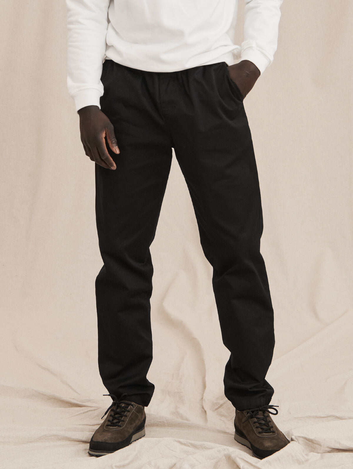 Suorat Anorakkihousut - Musta