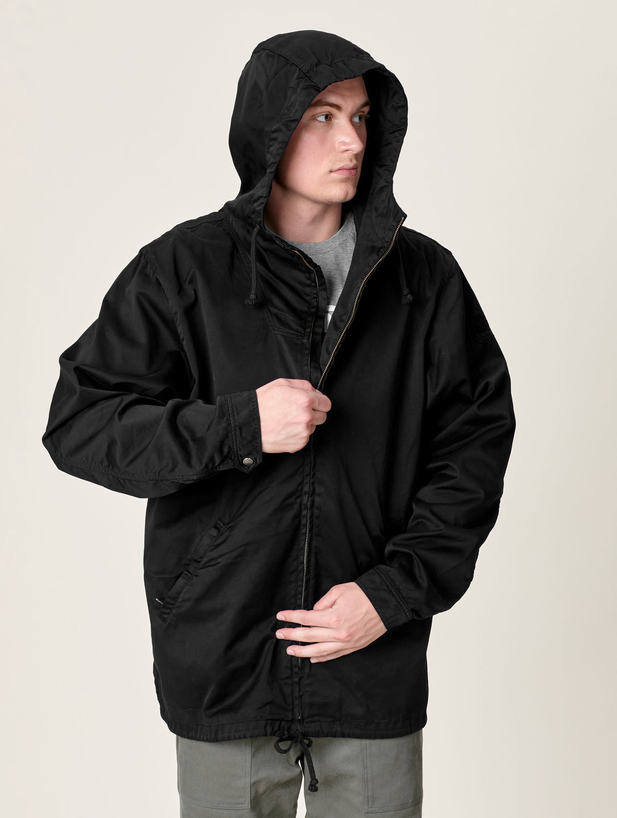 Vetoketjuanorakki Musta