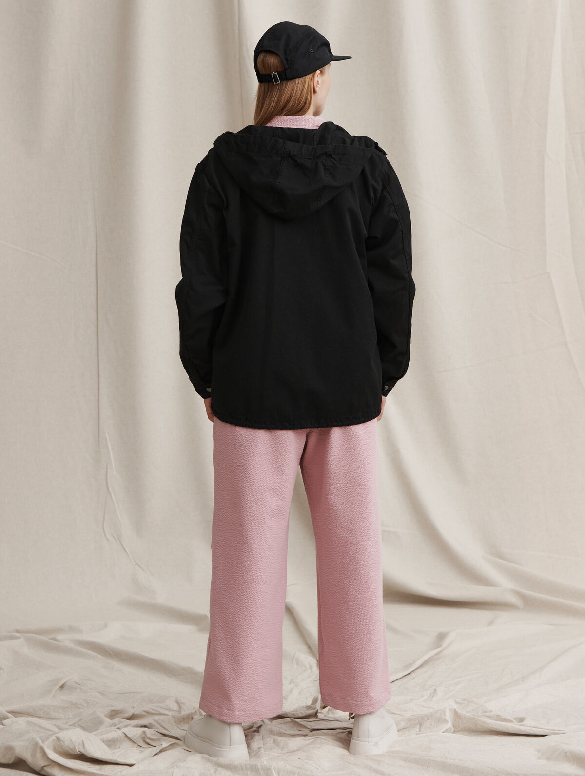 Vetoketjuanorakki Musta