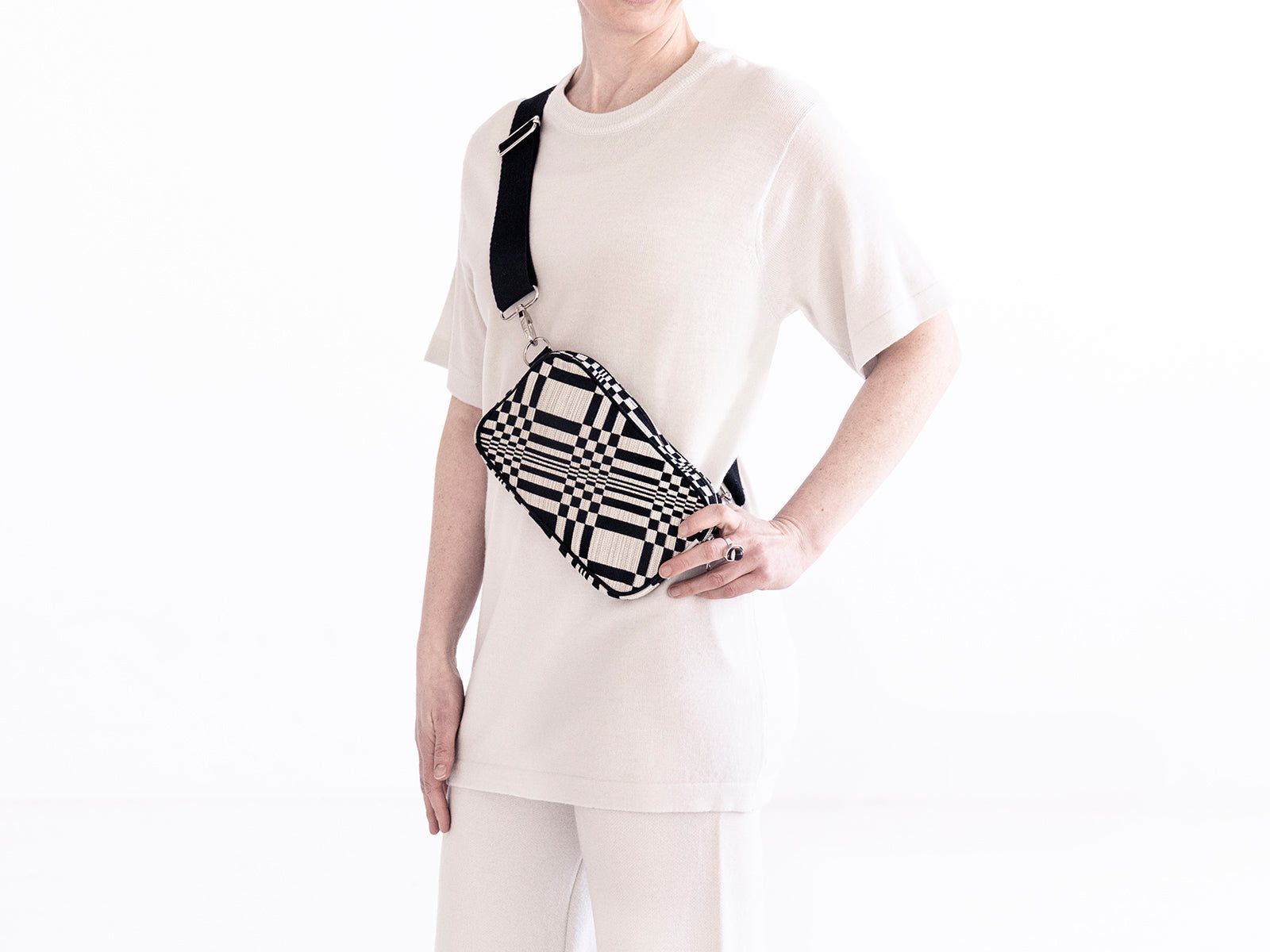 Sling Laukku - Doris Black