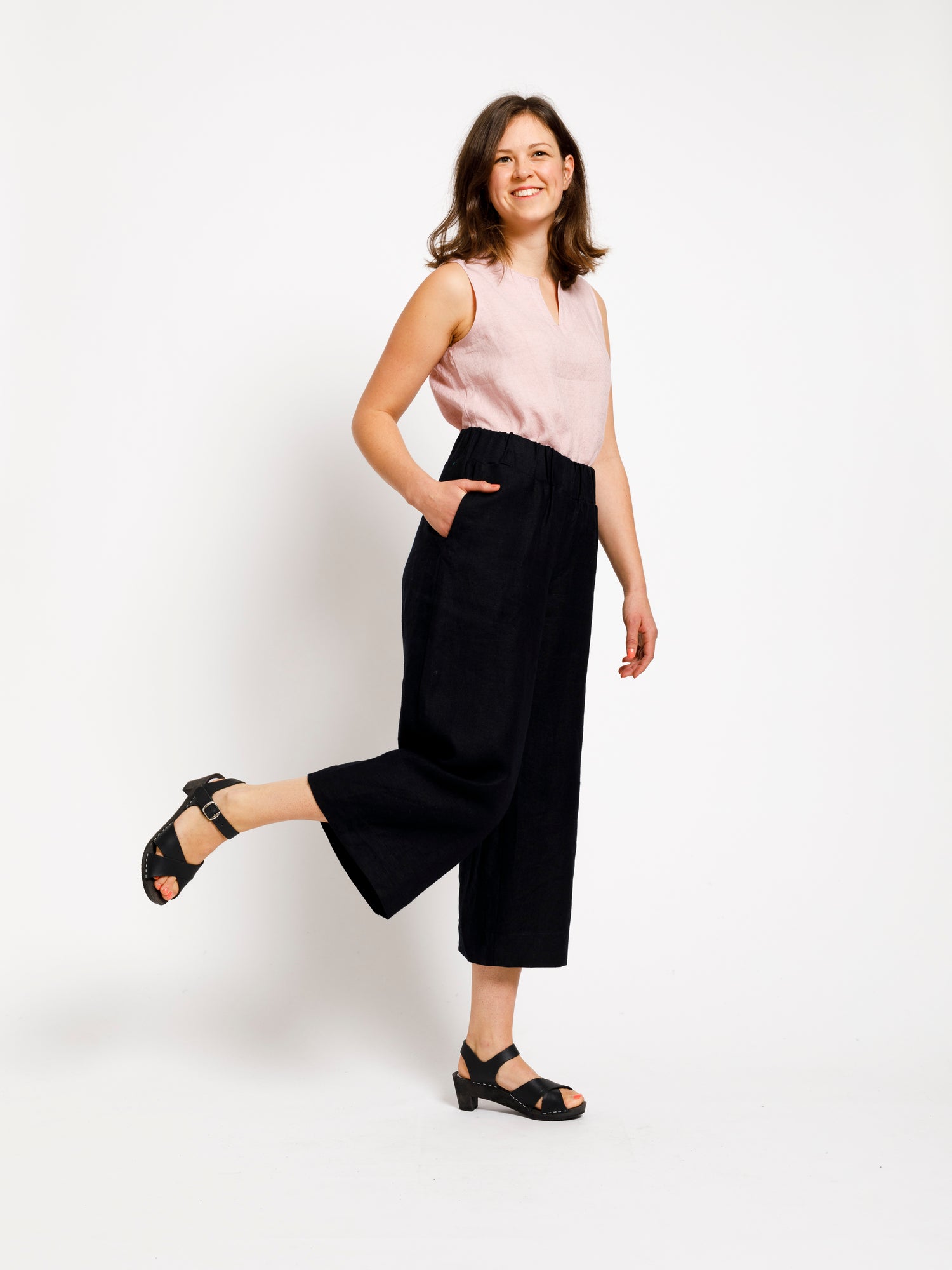 Linja Culottes - Musta Tencel XS
