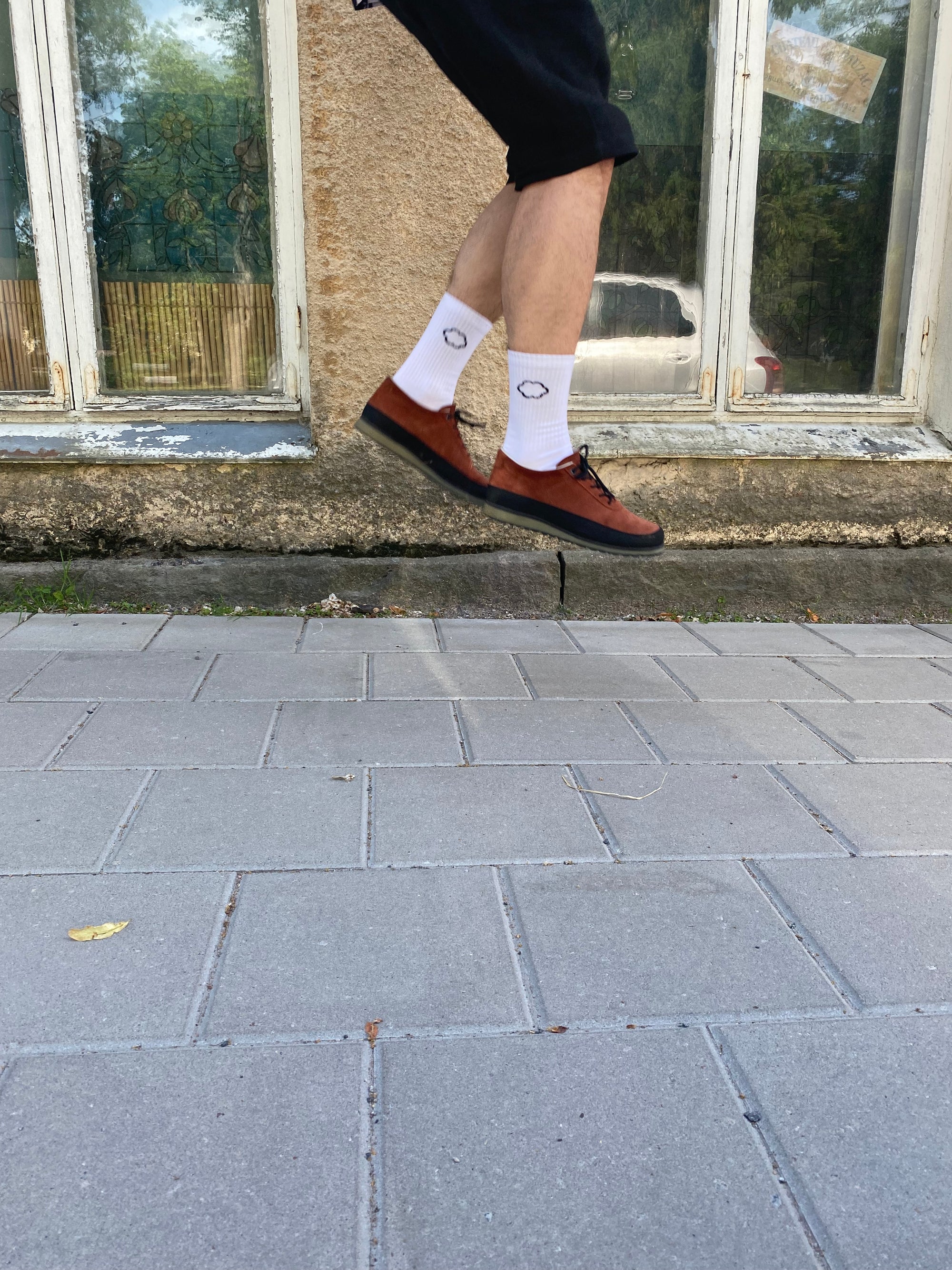 PUF PILVI SUKAT WHITE