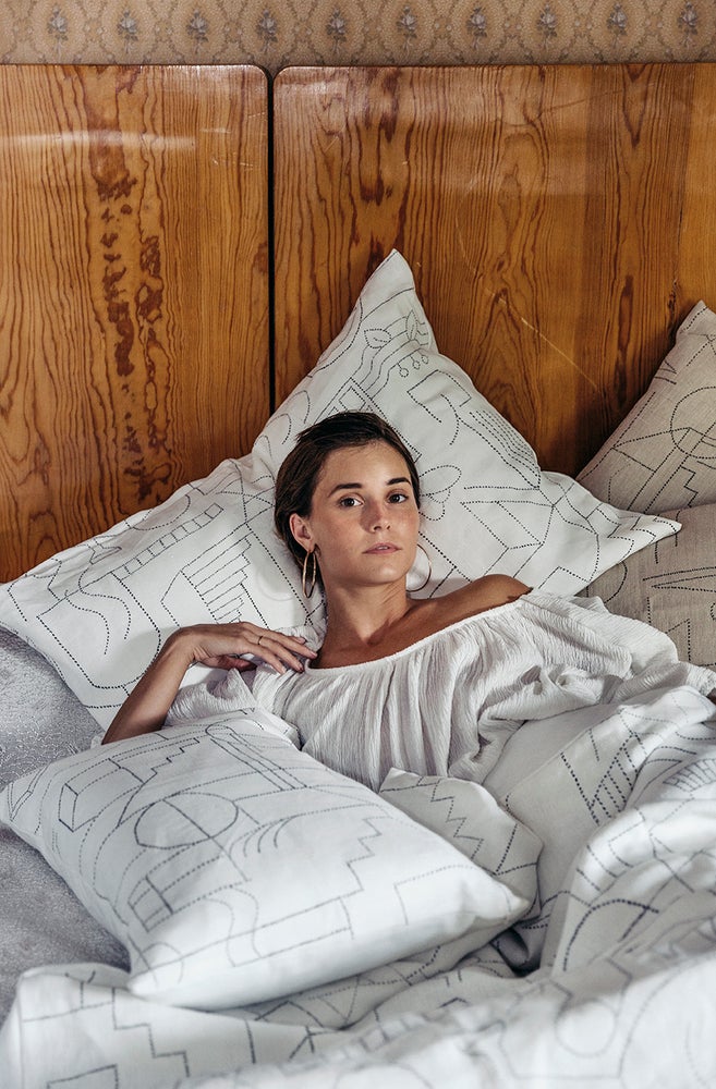 Unien talo Tyynynpäällinen - Musta 40x60cm