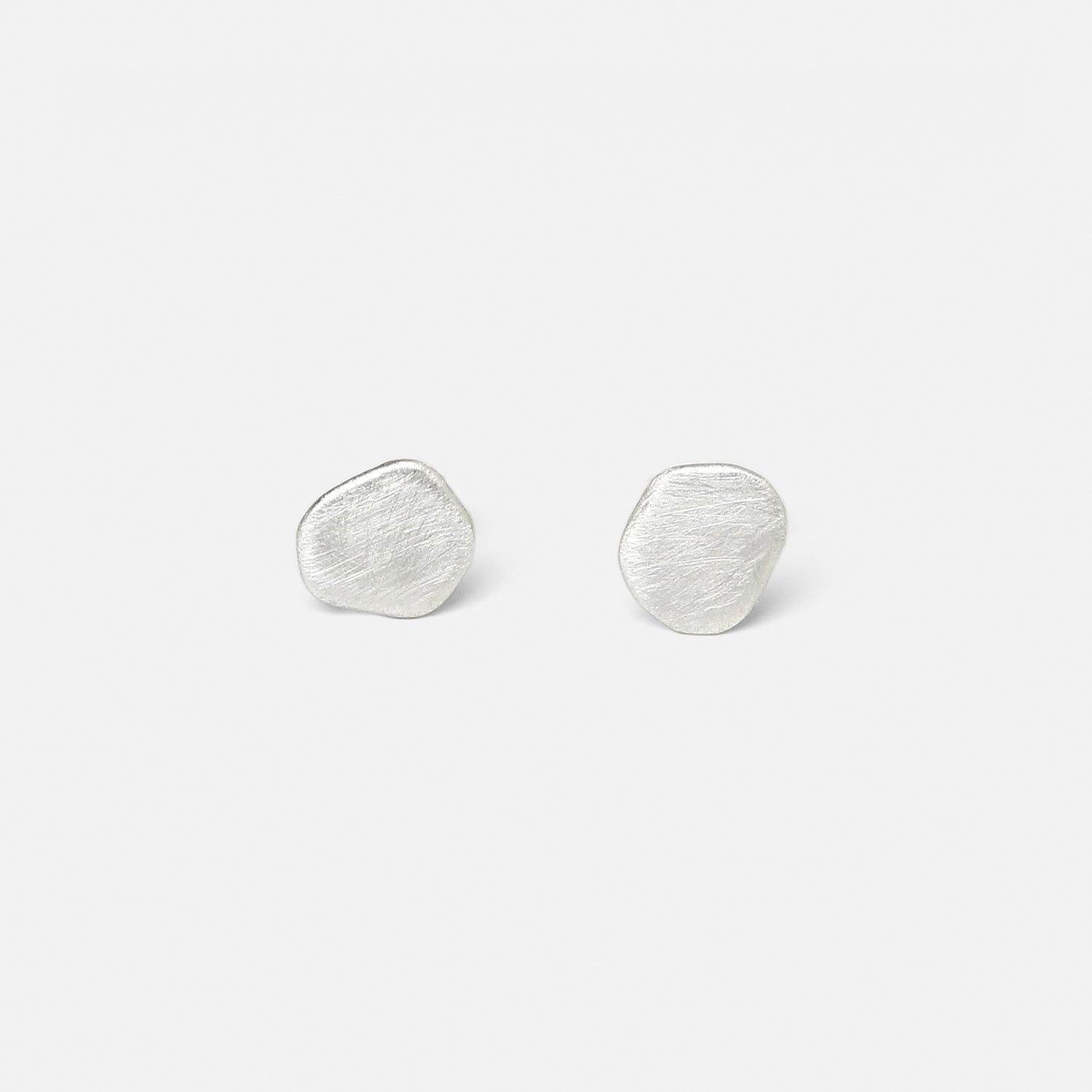 Signed Korvakorut Hopea