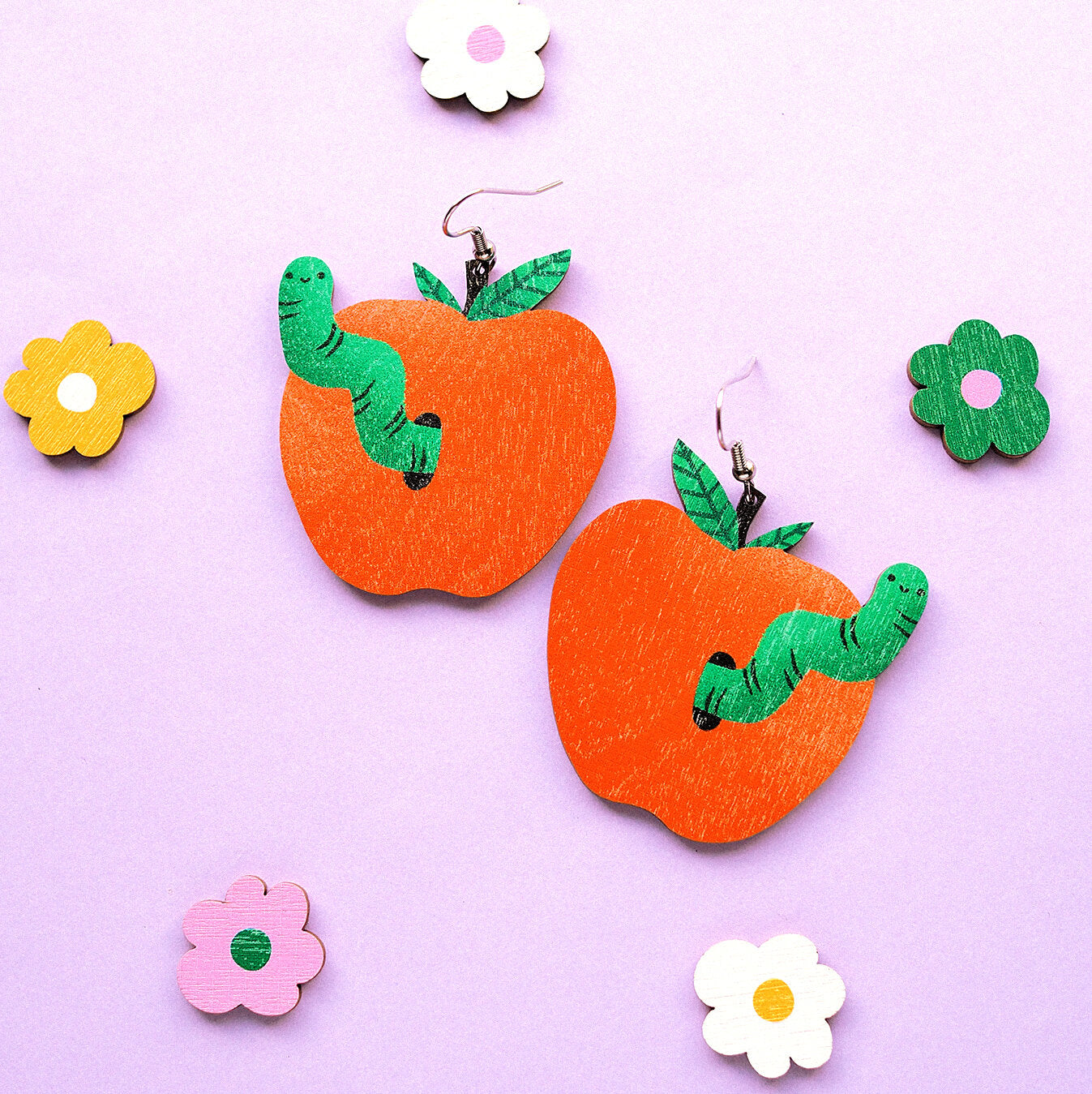 Apple Worm - korvikset